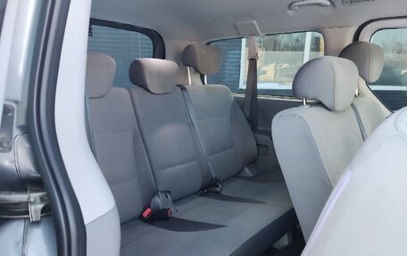 Hyundai H-1 II рестайлинг, 2011 год, 1 099 000 рублей, 8 фотография