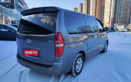 Hyundai H-1 II рестайлинг, 2011 год, 1 099 000 рублей, 5 фотография