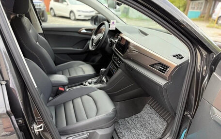 Volkswagen Tharu, 2022 год, 1 950 000 рублей, 9 фотография