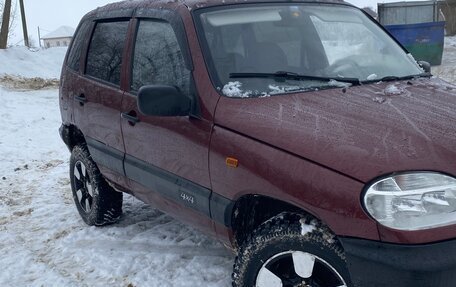 Chevrolet Niva I рестайлинг, 2005 год, 277 000 рублей, 5 фотография