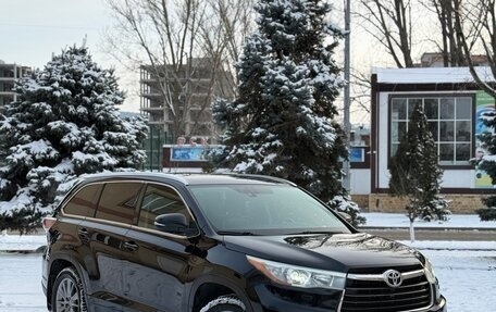Toyota Highlander III, 2014 год, 2 550 000 рублей, 1 фотография