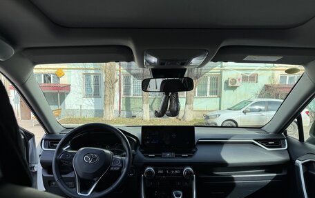 Toyota RAV4, 2023 год, 3 100 000 рублей, 11 фотография