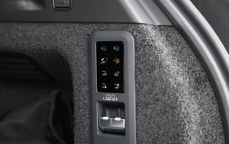 Land Rover Range Rover IV рестайлинг, 2025 год, 23 375 000 рублей, 20 фотография
