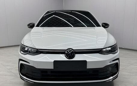 Volkswagen Golf VIII, 2022 год, 2 116 000 рублей, 2 фотография