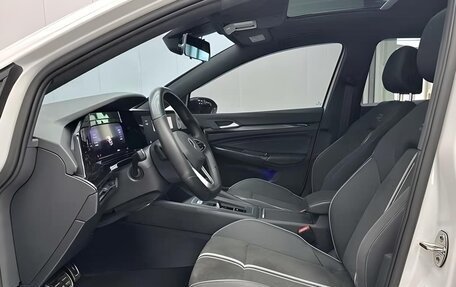 Volkswagen Golf VIII, 2022 год, 2 116 000 рублей, 8 фотография