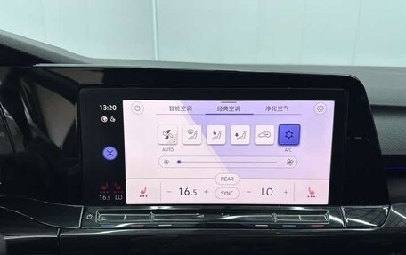 Volkswagen Golf VIII, 2022 год, 2 116 000 рублей, 13 фотография