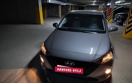 Hyundai Solaris II рестайлинг, 2021 год, 1 700 000 рублей, 3 фотография