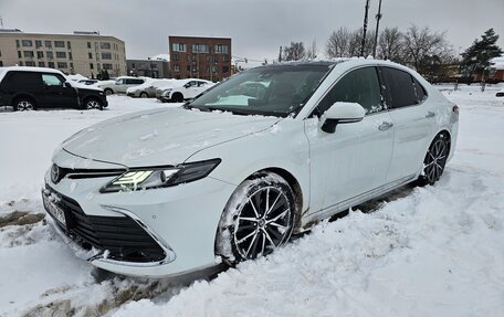 Toyota Camry, 2023 год, 3 990 000 рублей, 3 фотография
