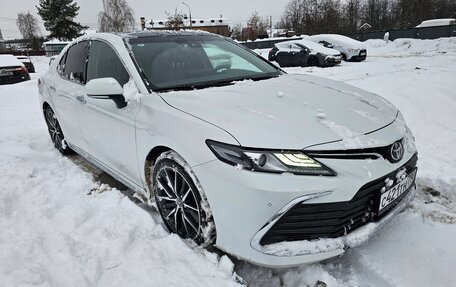 Toyota Camry, 2023 год, 3 990 000 рублей, 13 фотография