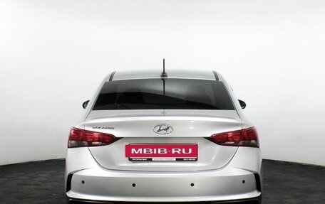 Hyundai Solaris II рестайлинг, 2021 год, 1 390 000 рублей, 2 фотография