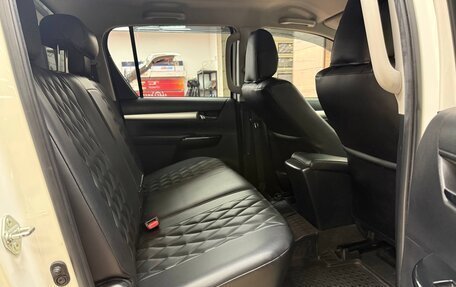 Toyota Hilux VIII, 2021 год, 6 990 000 рублей, 22 фотография