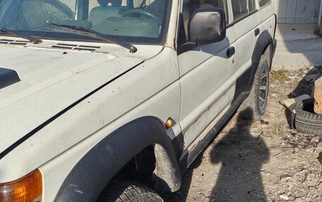 Mitsubishi Pajero III рестайлинг, 1994 год, 350 000 рублей, 3 фотография