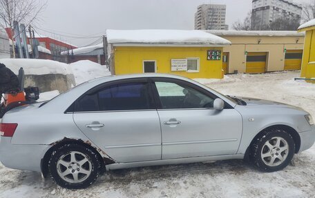 Hyundai Sonata VI, 2007 год, 400 000 рублей, 10 фотография