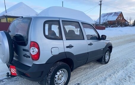 Chevrolet Niva I рестайлинг, 2012 год, 495 000 рублей, 8 фотография