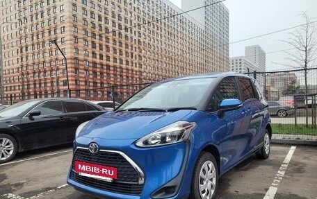 Toyota Sienta II, 2019 год, 1 650 000 рублей, 2 фотография