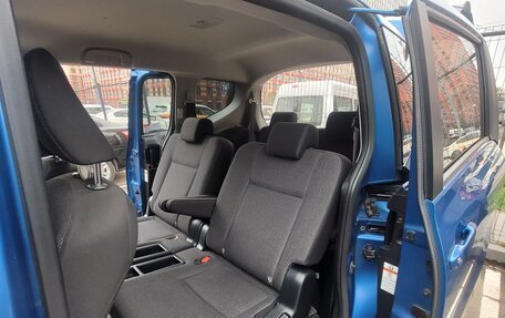 Toyota Sienta II, 2019 год, 1 650 000 рублей, 18 фотография