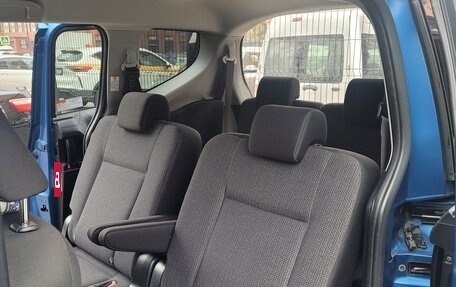 Toyota Sienta II, 2019 год, 1 650 000 рублей, 15 фотография