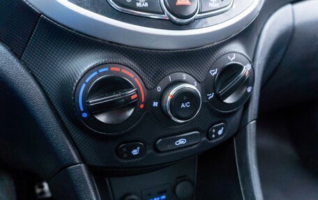 Hyundai Solaris II рестайлинг, 2013 год, 819 000 рублей, 18 фотография