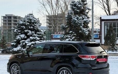 Toyota Highlander III, 2014 год, 2 550 000 рублей, 6 фотография