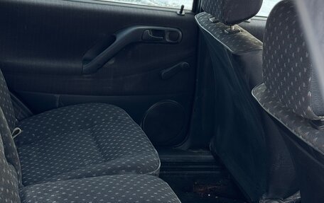 Volkswagen Passat B4, 1994 год, 200 000 рублей, 15 фотография