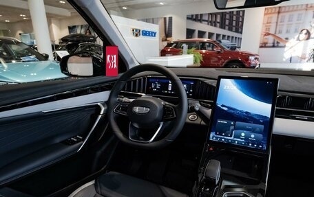 Geely Atlas, 2025 год, 4 350 927 рублей, 17 фотография