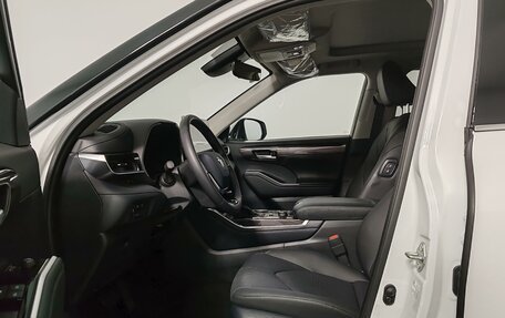 Toyota Highlander, 2025 год, 5 550 000 рублей, 16 фотография