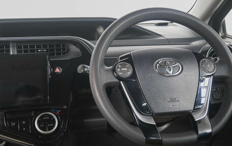 Toyota Aqua I, 2019 год, 1 349 000 рублей, 15 фотография