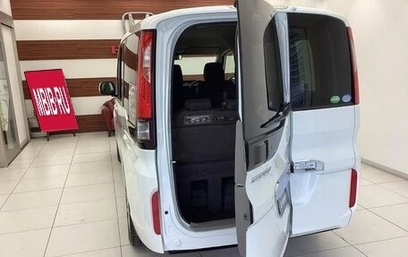 Honda Stepwgn IV, 2016 год, 1 495 000 рублей, 9 фотография