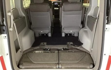 Honda Stepwgn IV, 2016 год, 1 495 000 рублей, 24 фотография