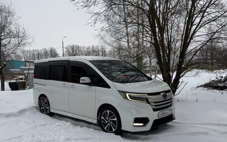 Honda Stepwgn IV, 2019 год, 2 800 000 рублей, 4 фотография