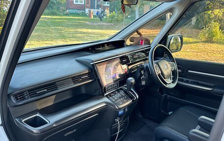 Honda Stepwgn IV, 2019 год, 2 800 000 рублей, 9 фотография