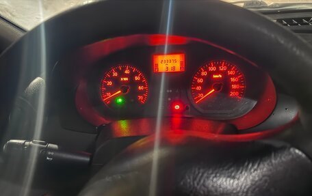 Renault Logan I, 2006 год, 365 000 рублей, 9 фотография