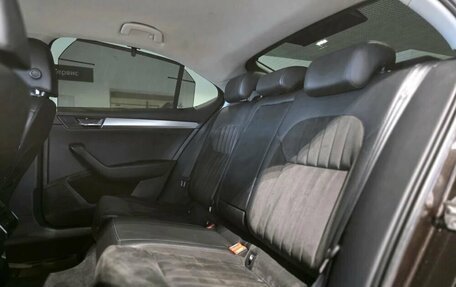 Skoda Superb III рестайлинг, 2015 год, 1 830 000 рублей, 11 фотография