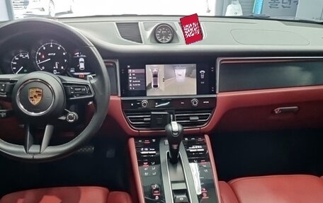 Porsche Macan I рестайлинг, 2023 год, 11 980 812 рублей, 8 фотография