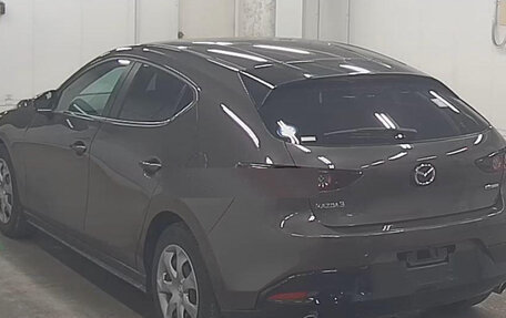 Mazda 3, 2022 год, 1 330 000 рублей, 2 фотография