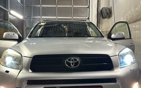 Toyota RAV4, 2006 год, 690 000 рублей, 8 фотография