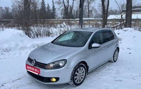 Volkswagen Golf VI, 2008 год, 810 000 рублей, 3 фотография