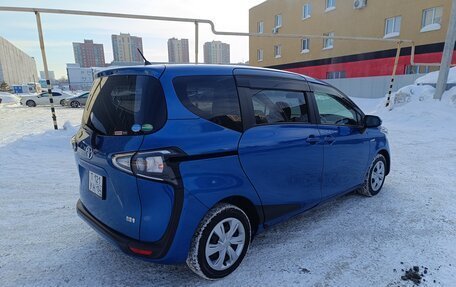 Toyota Sienta II, 2019 год, 1 430 000 рублей, 6 фотография