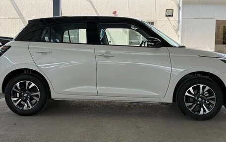 Suzuki Swift, 2025 год, 2 020 000 рублей, 3 фотография