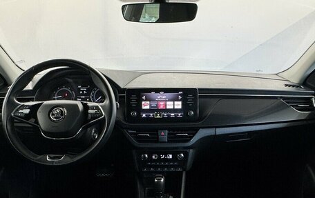 Skoda Rapid II, 2021 год, 1 860 000 рублей, 5 фотография