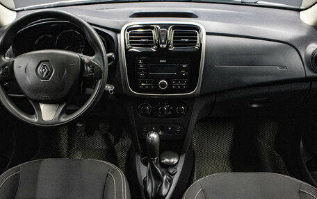 Renault Logan II, 2017 год, 799 000 рублей, 5 фотография