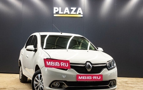 Renault Logan II, 2017 год, 799 000 рублей, 2 фотография