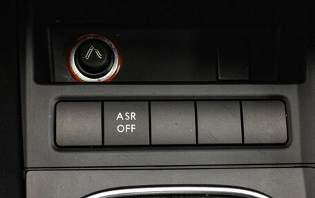 Volkswagen Jetta VI, 2011 год, 1 099 000 рублей, 19 фотография