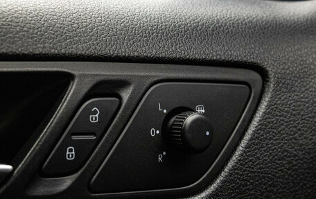 Volkswagen Jetta VI, 2011 год, 1 099 000 рублей, 14 фотография