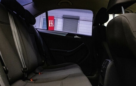 Volkswagen Jetta VI, 2011 год, 1 099 000 рублей, 11 фотография