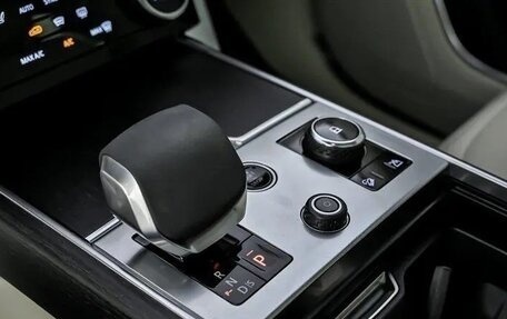 Land Rover Range Rover IV рестайлинг, 2022 год, 14 500 000 рублей, 31 фотография