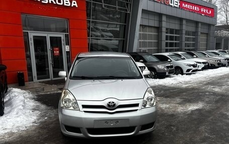 Toyota Corolla Verso I, 2007 год, 689 000 рублей, 1 фотография