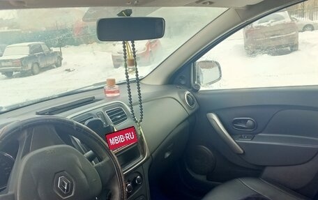 Renault Logan II, 2016 год, 450 000 рублей, 1 фотография