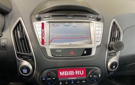 Hyundai ix35 I рестайлинг, 2013 год, 1 500 000 рублей, 11 фотография