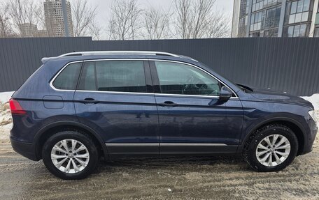 Volkswagen Tiguan II, 2017 год, 2 490 000 рублей, 2 фотография